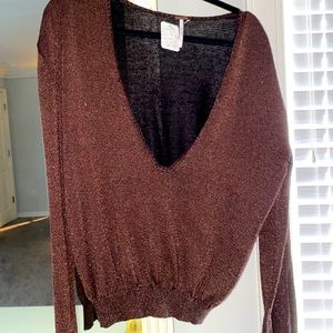 Free people long sleeved shirt/ sweater